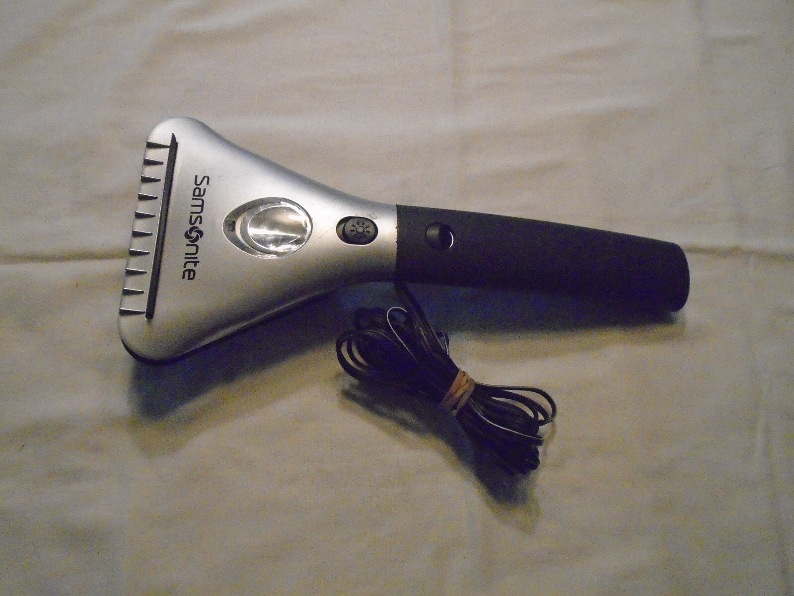 SAMSONITE Lighted Electric Car Windshield Scraper w/15ft. Cord