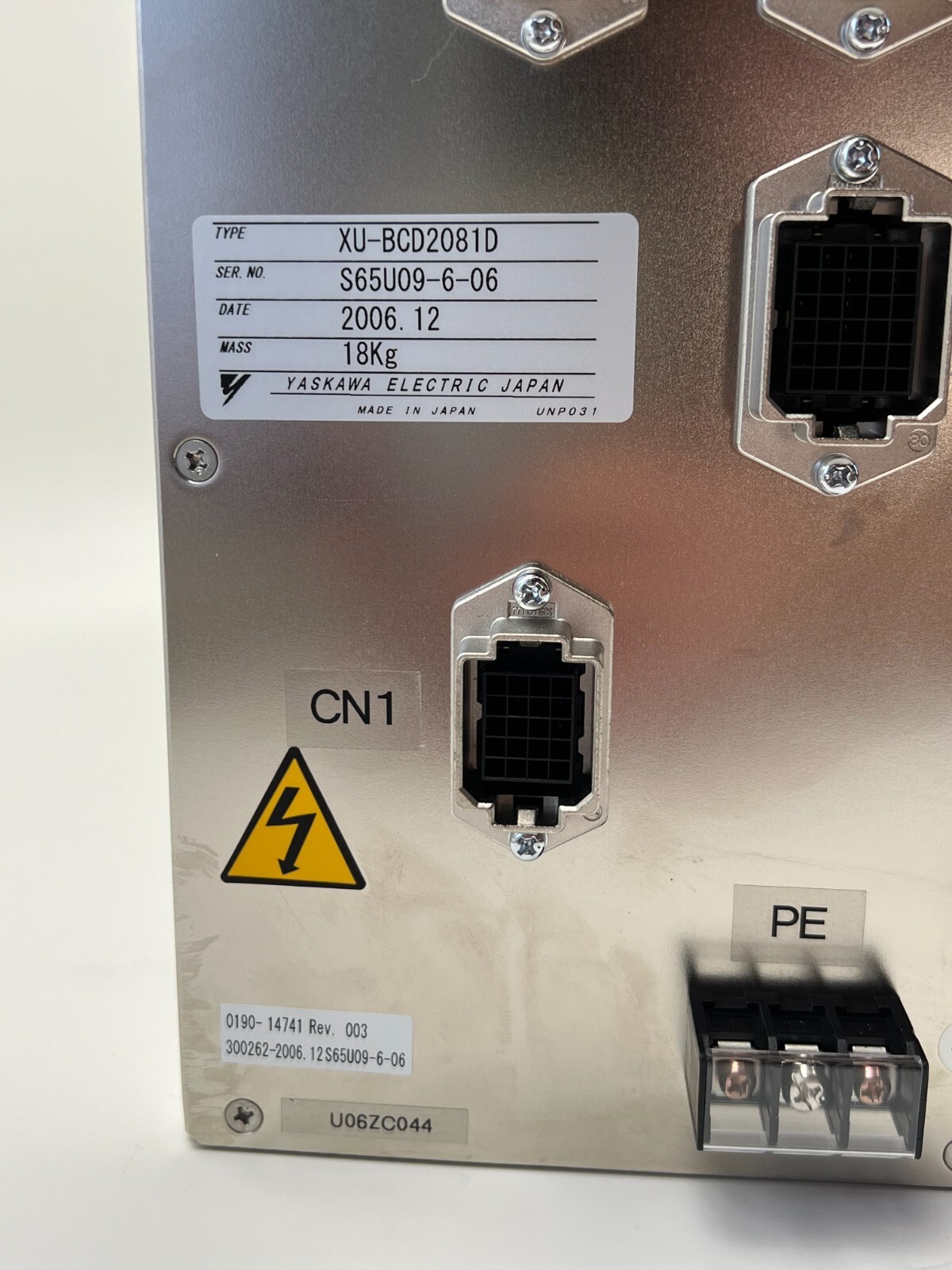 YASKAWA XU-BCD2081D ROBOT CONTROLLER APPLIED MATERIALS 0190-14741 AMAT LM DRIVER