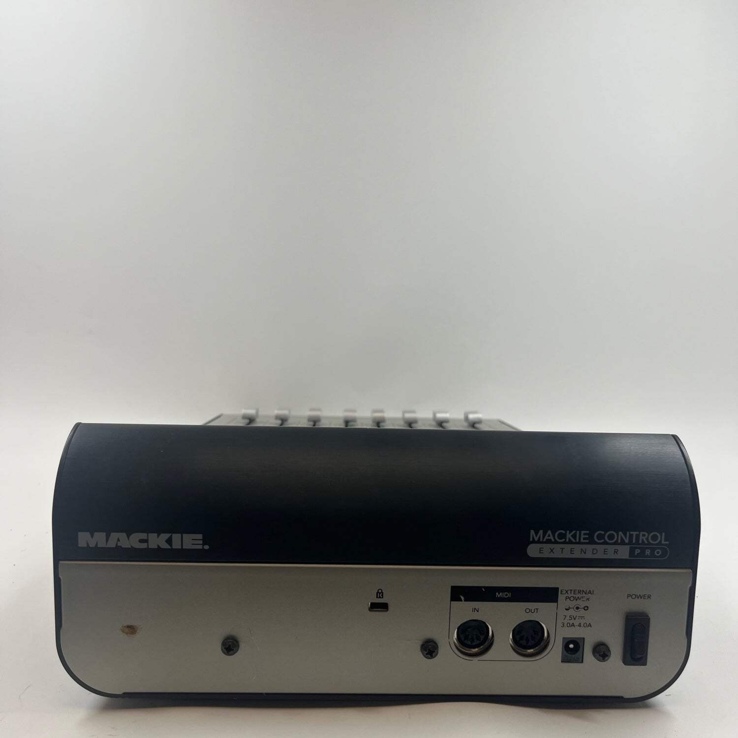 Mackie Control Extender Pro 8-Channel Motorized DJ Controller