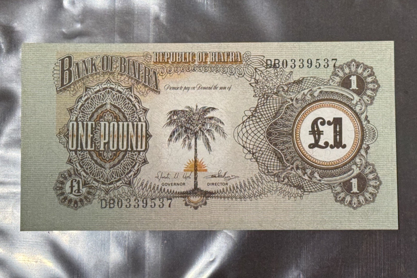 Bank Of Biafra One Pound Note 1968-69 - UNC