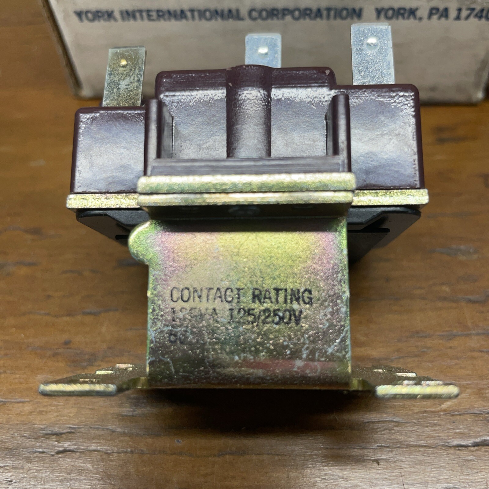 Source One Relay Control - 024-13304-900 - York - FREE SHIPPING