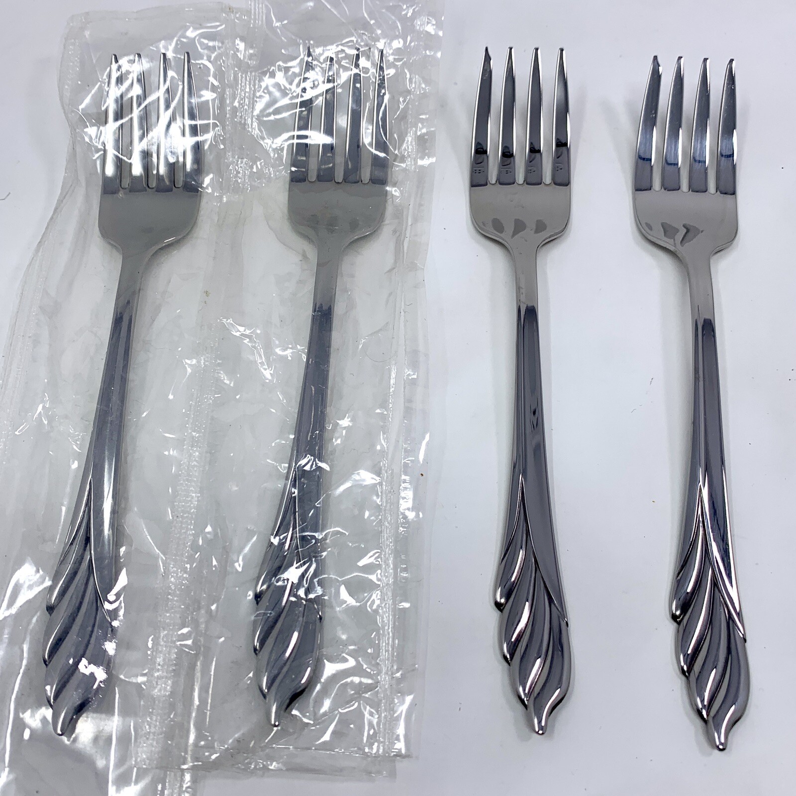 Set of 4 Oneida USA Liberty's Light Salad Fork Stainless Flatware 6.75"