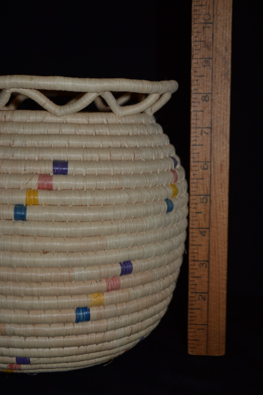 Hand Woven Warao Moriche Straw/Grass Basket 8.5x9x9 in