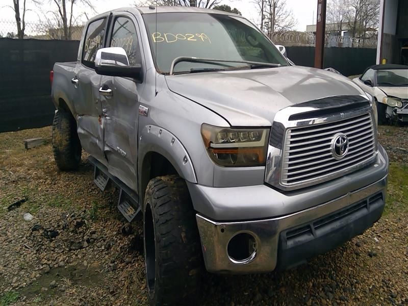 Chassis ECM Communication Multimedia Interface Fits 12-13 TUNDRA 579345