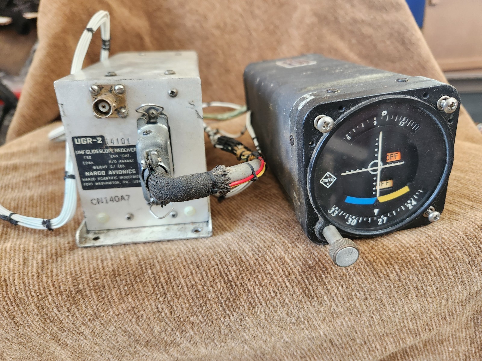 Aircraft Narco VOA-9 ILS Indicator Gauge w UGR 2 GS Receiver Unit Works !