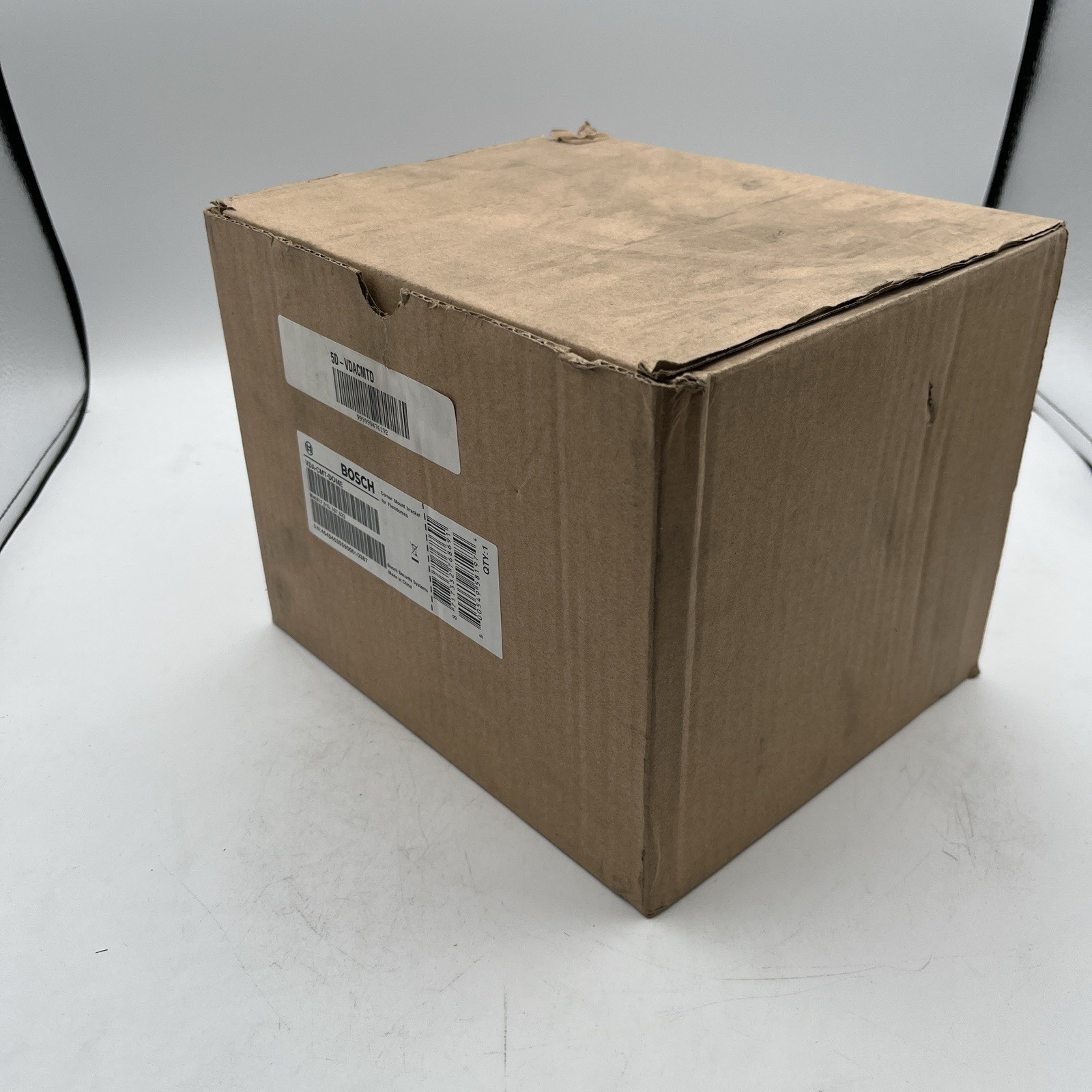 NEW!! Bosch Corner Mount Bracket for Flexidome Security Cameras - VDA-CMT-Dome