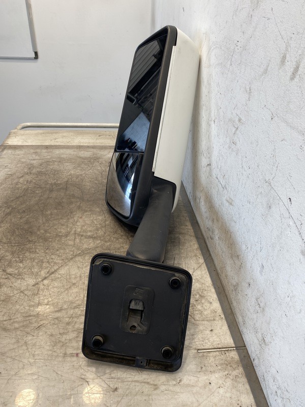 2018 Peterbilt 579 Mirror (613-15256)