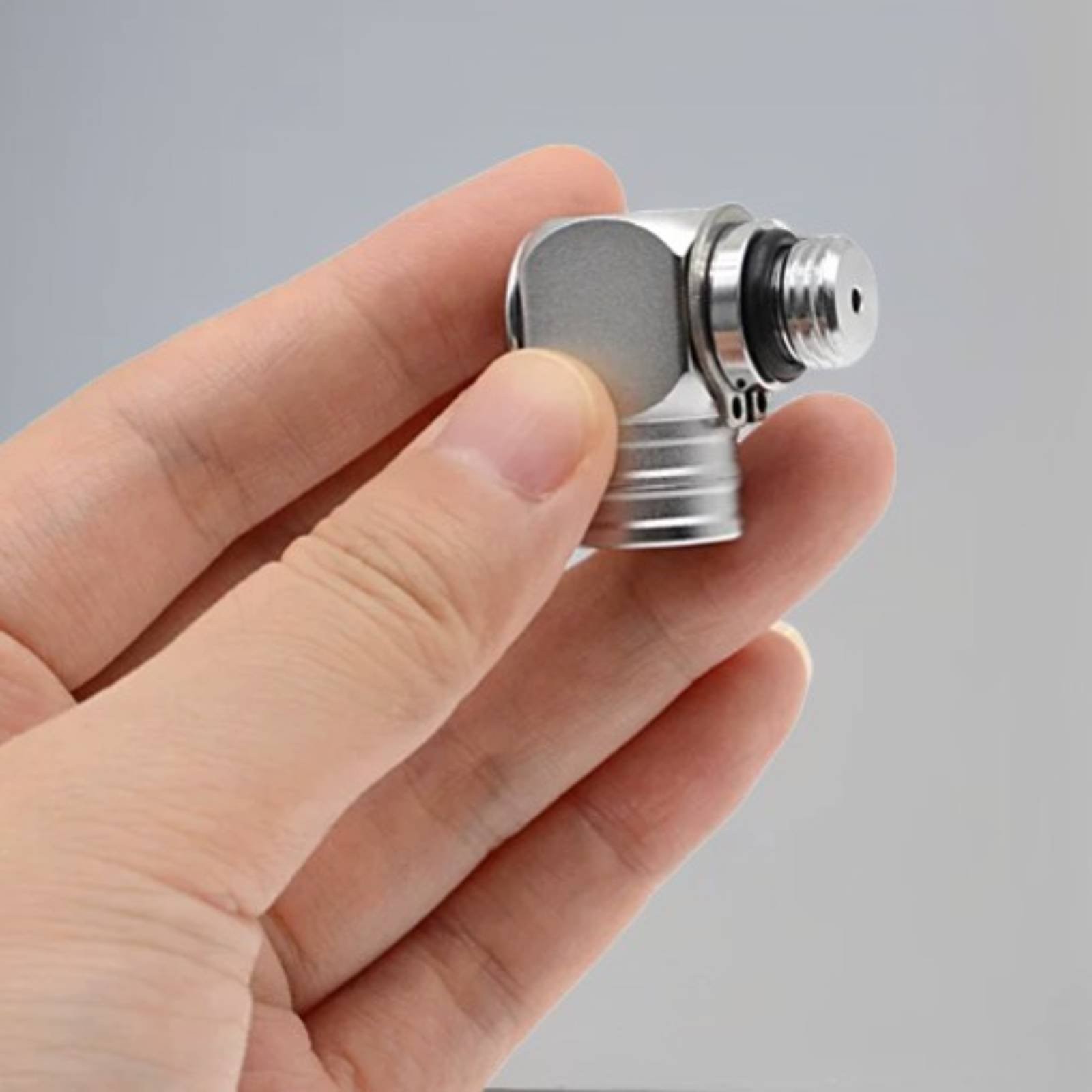 Diving Equipment Includes Dust Cap Initial Stage SPG Swivel Connector