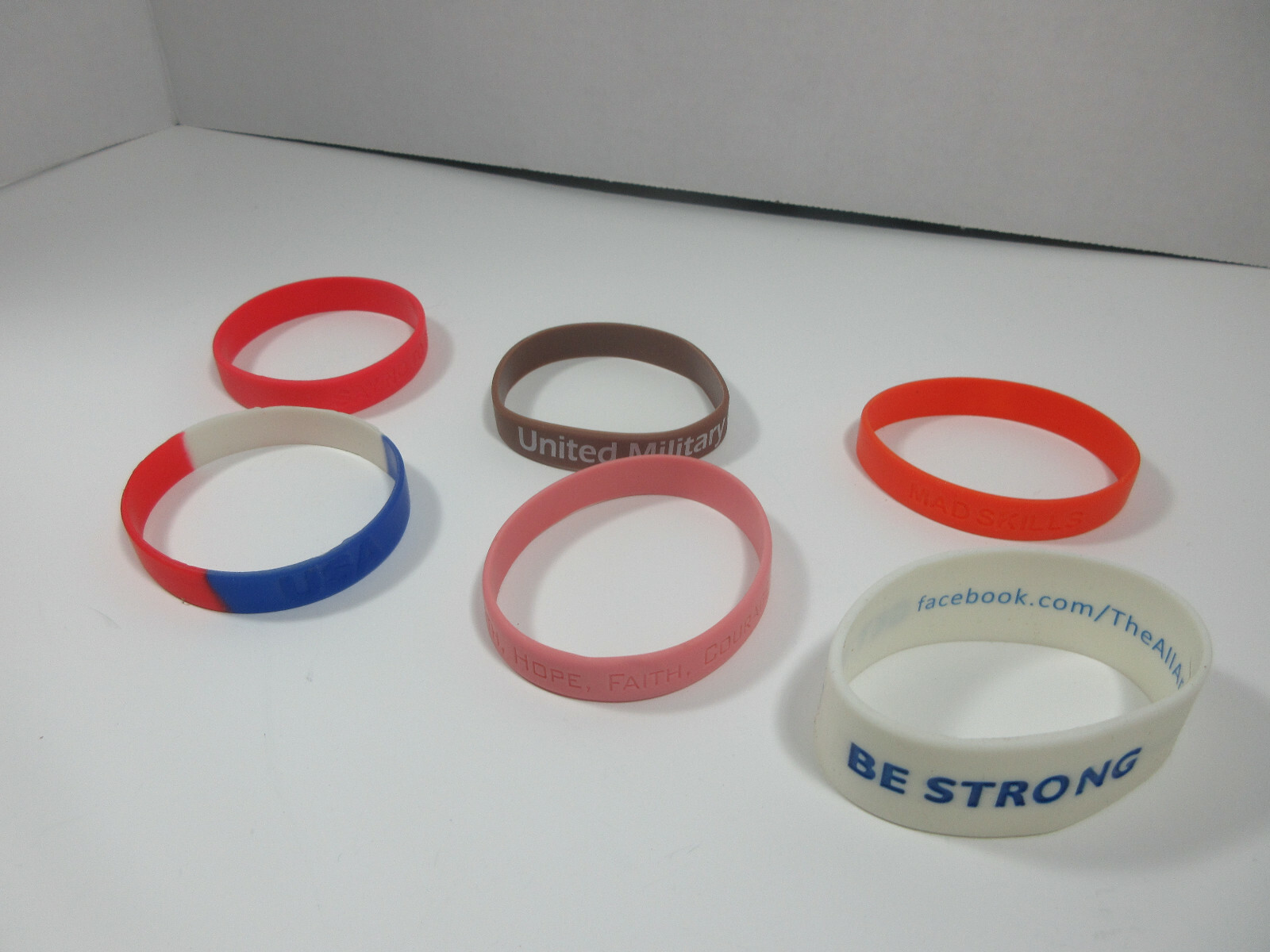 lot 6 patriotic military rubber bracelets