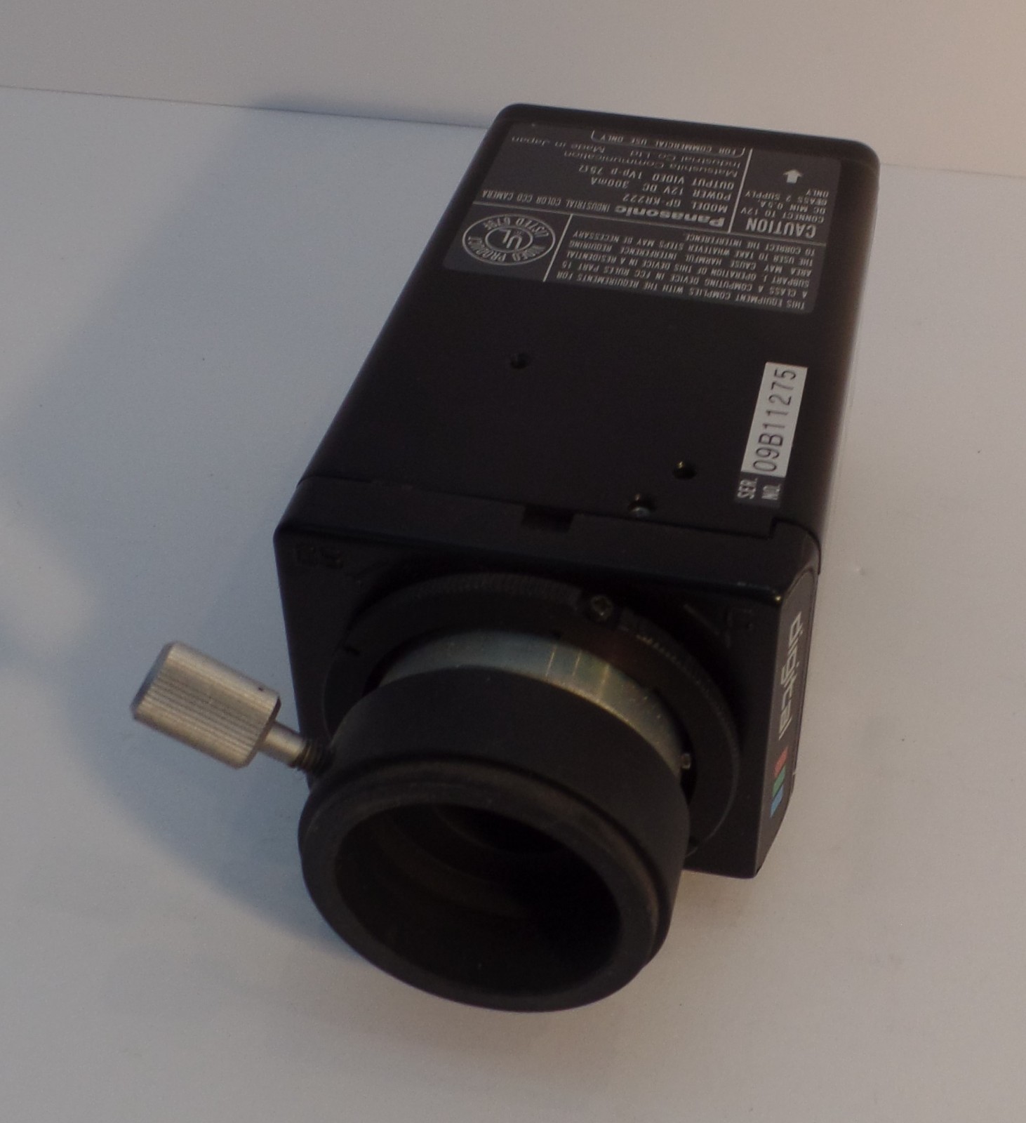 PANASONIC GP-KR222 DIGITAL COLOR CAMERA