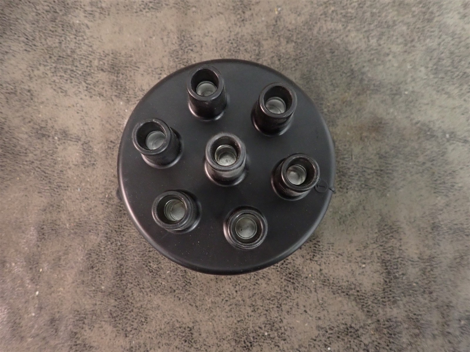 NEW WVE 5D1245 Distributor Cap (G217)