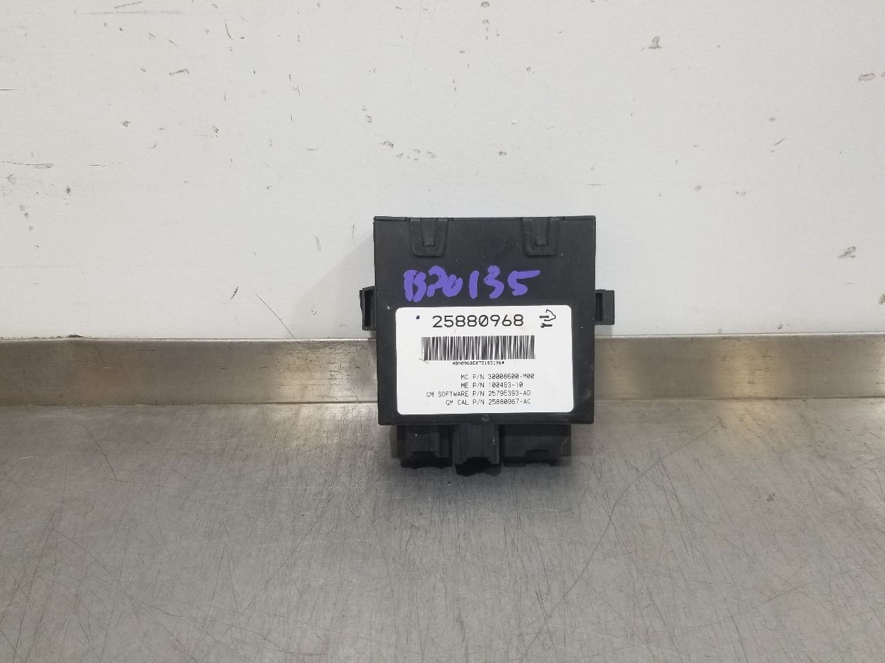 08 2008 CHEVY TAHOE LTZ DOOR CONTROL MOUDLE 25880968