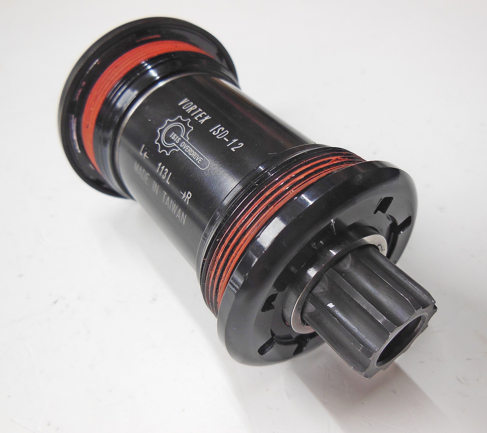 Vortex ISD-12 Isis Overdrive Bottom Bracket, 113mm Spindle, Typical for Peloton