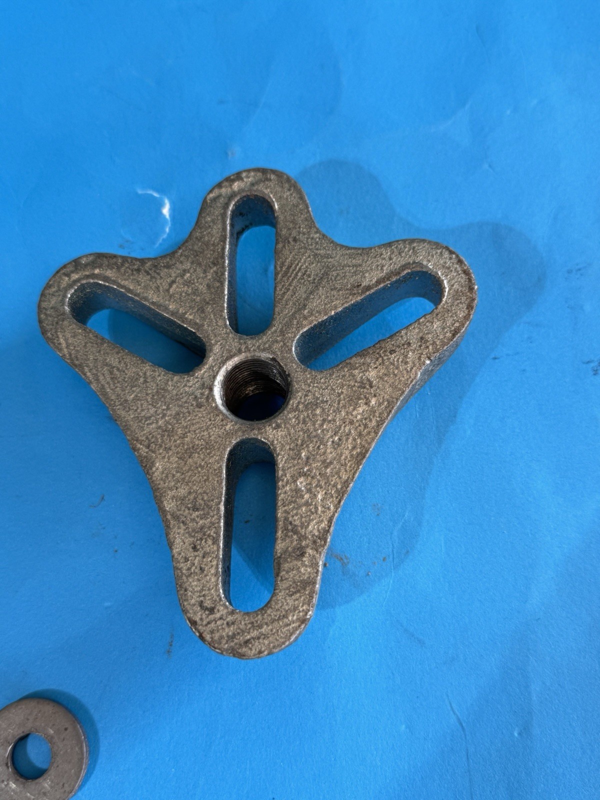 Lisle Harmonic Balancer Puller #45500 (SH-P 0198)