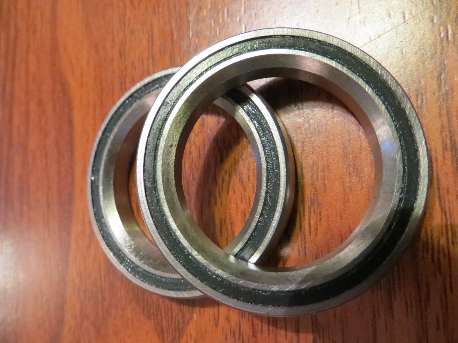 INTEGRATED HEADSET 1 1/8  BEARINGS SET (2)