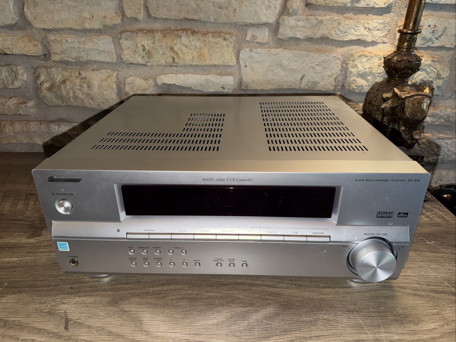 Vintage Pioneer SX-315 5.1 Channel AV Surround Sound Receiver. See Video! Read