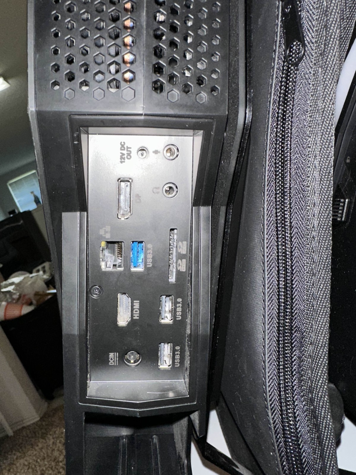 Zotac VR Go backpack pc. VR capable wearable PC