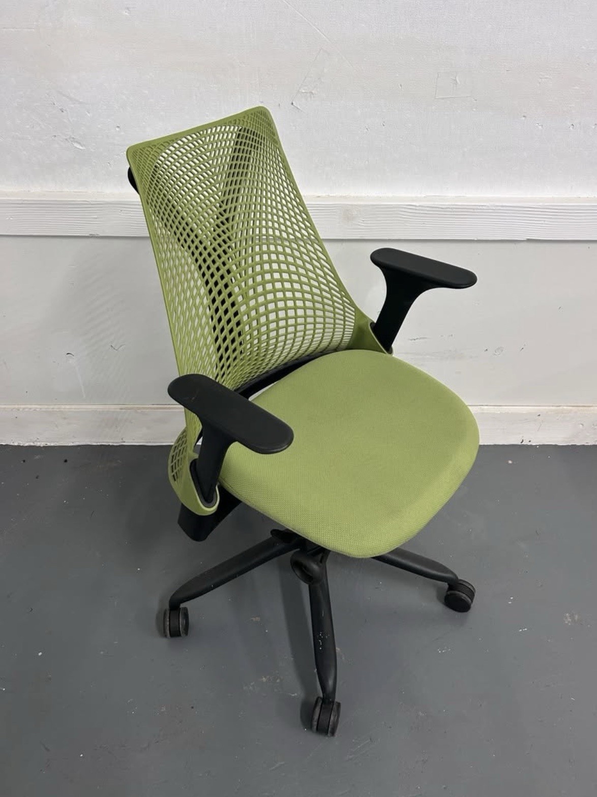 Herman Miller Sayl Green Mesh Office Chair