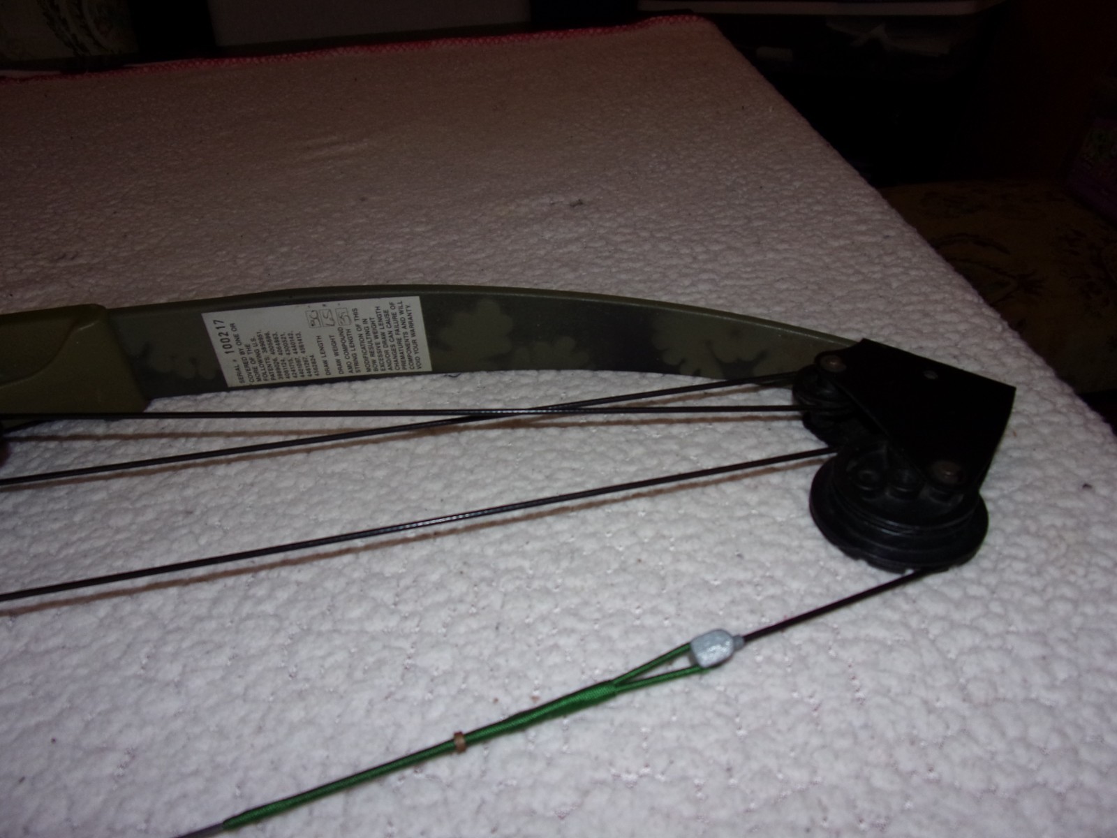 Bear Whitetail Hunter Green Camo Compound Bow