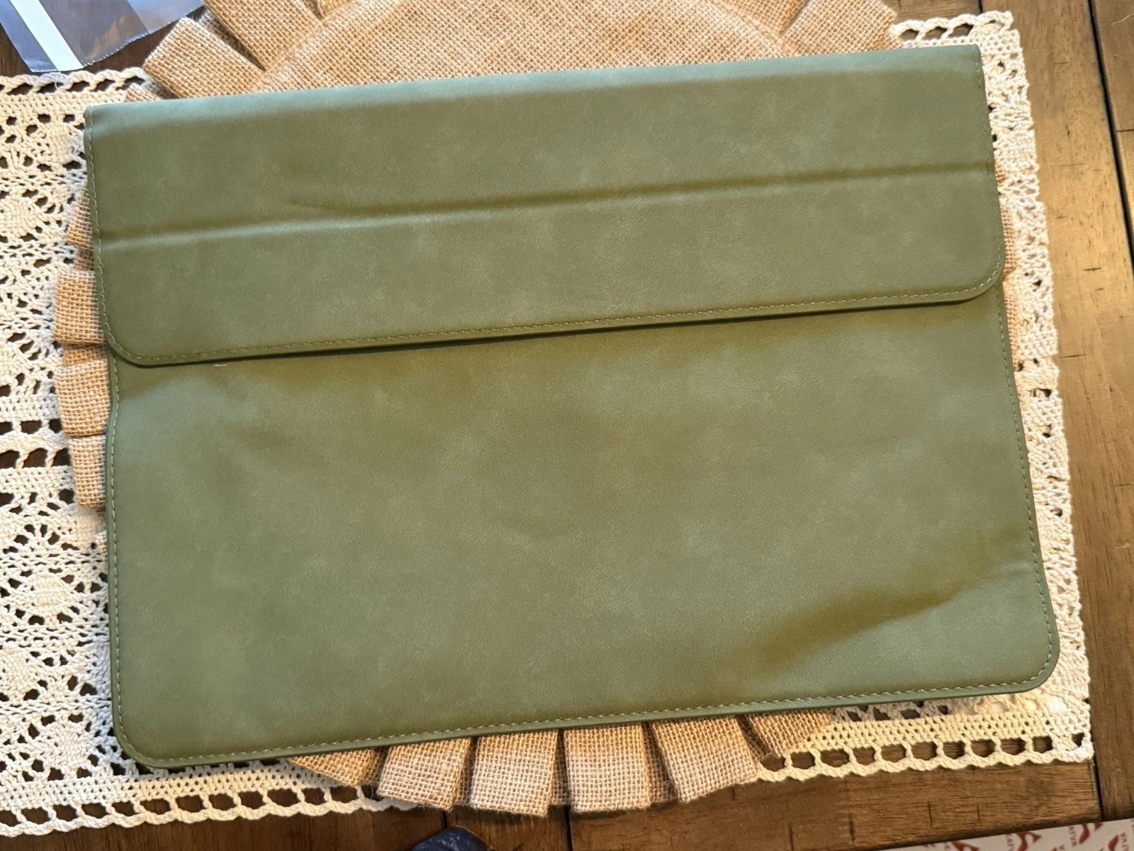 Hyzuo Laptop Sleeve/Stand Compatible with MacBook Olive Green 13.3