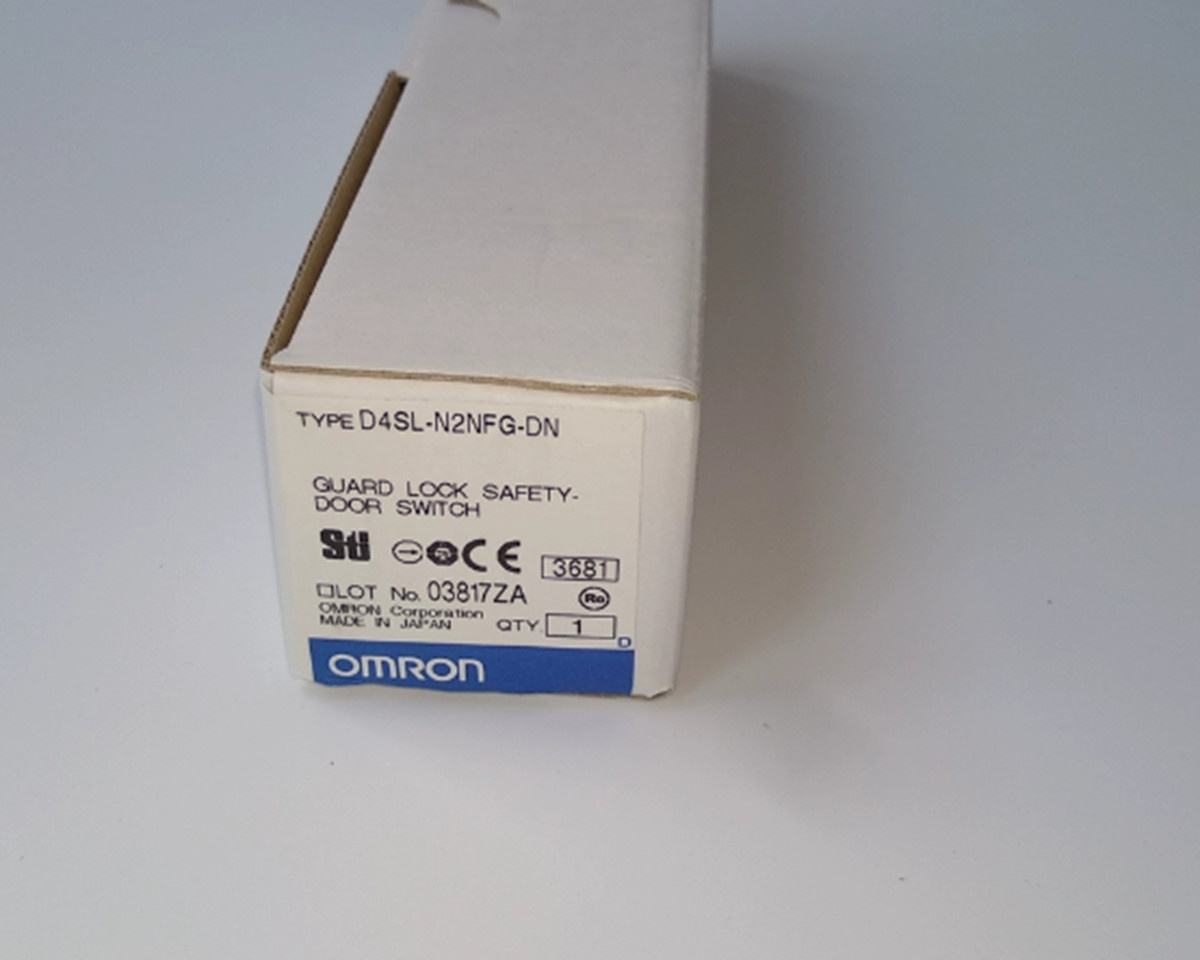 NEW OMRON D4SL-N2NFG-DN Safety Door Switch