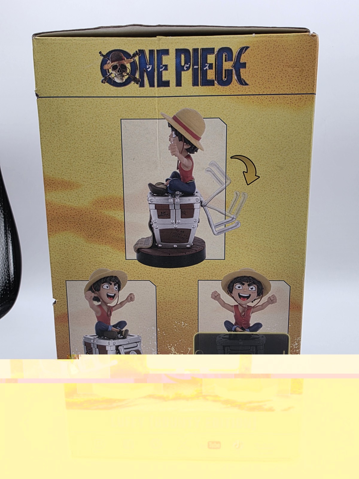 One Piece: Luffy Cable Guys Original Controller & Phone Holder Netflix Damaged