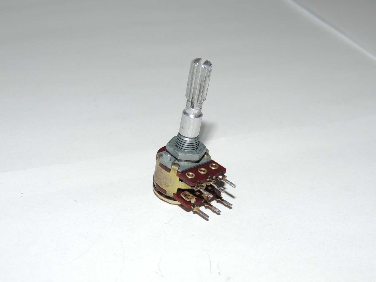 Sansui AU-719   Rotary Treble or Bass Control Switch   1015361