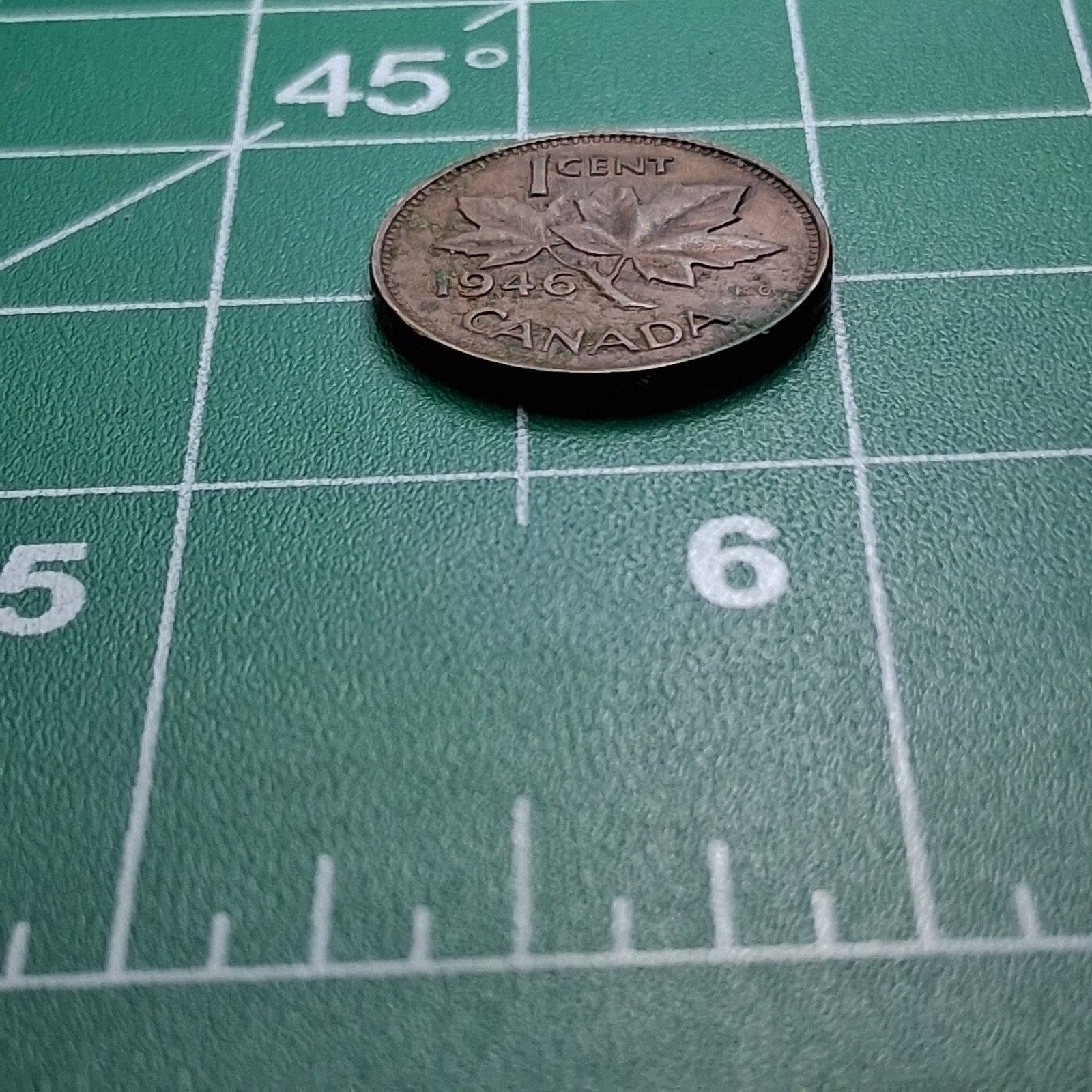 1946 Canada 1 Cent King George VI / Maple Leaf Bronze Coin