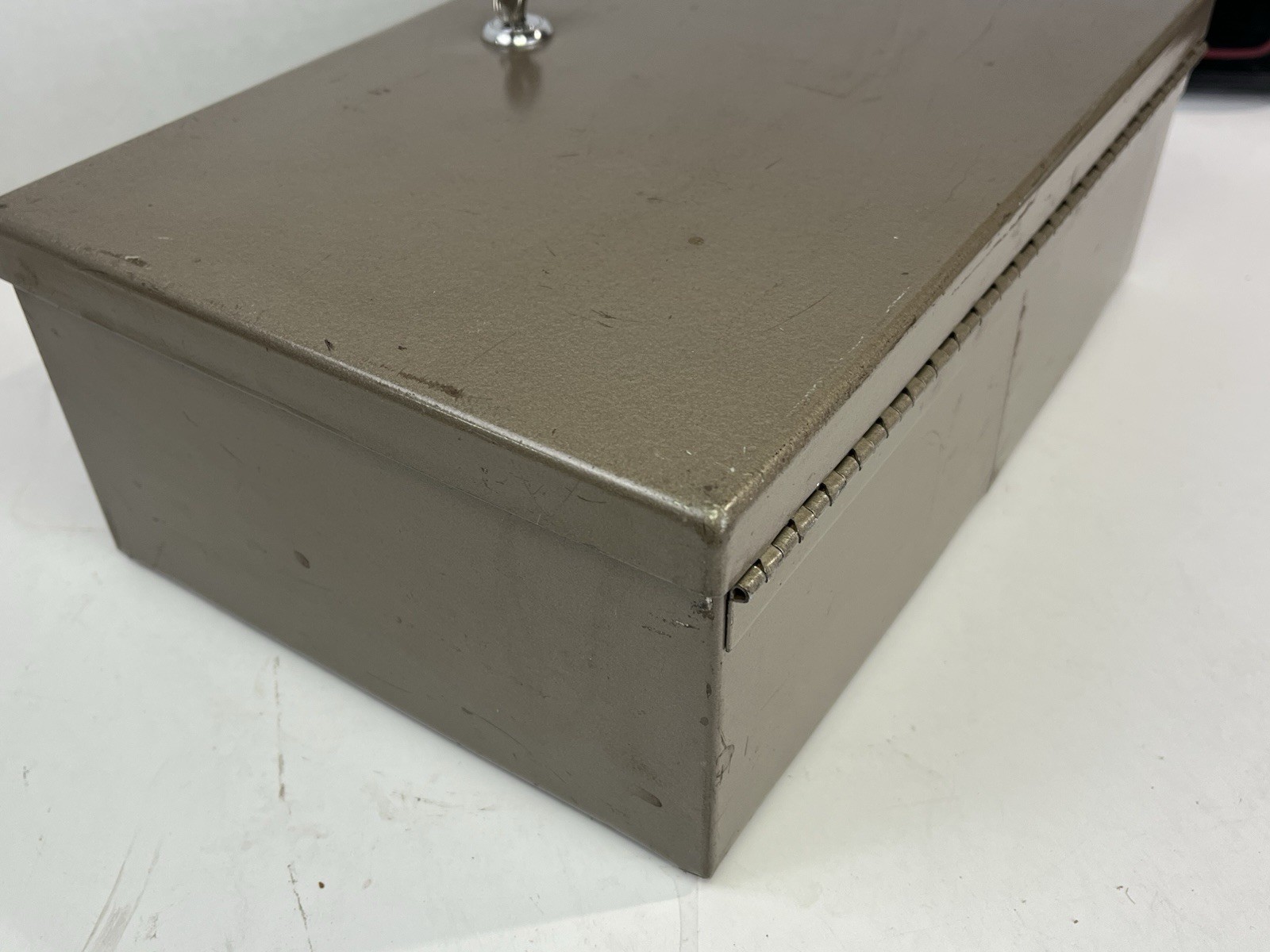 Rockaway Insulated Fire Resistant Safe Document Box Handle Two Keys FL