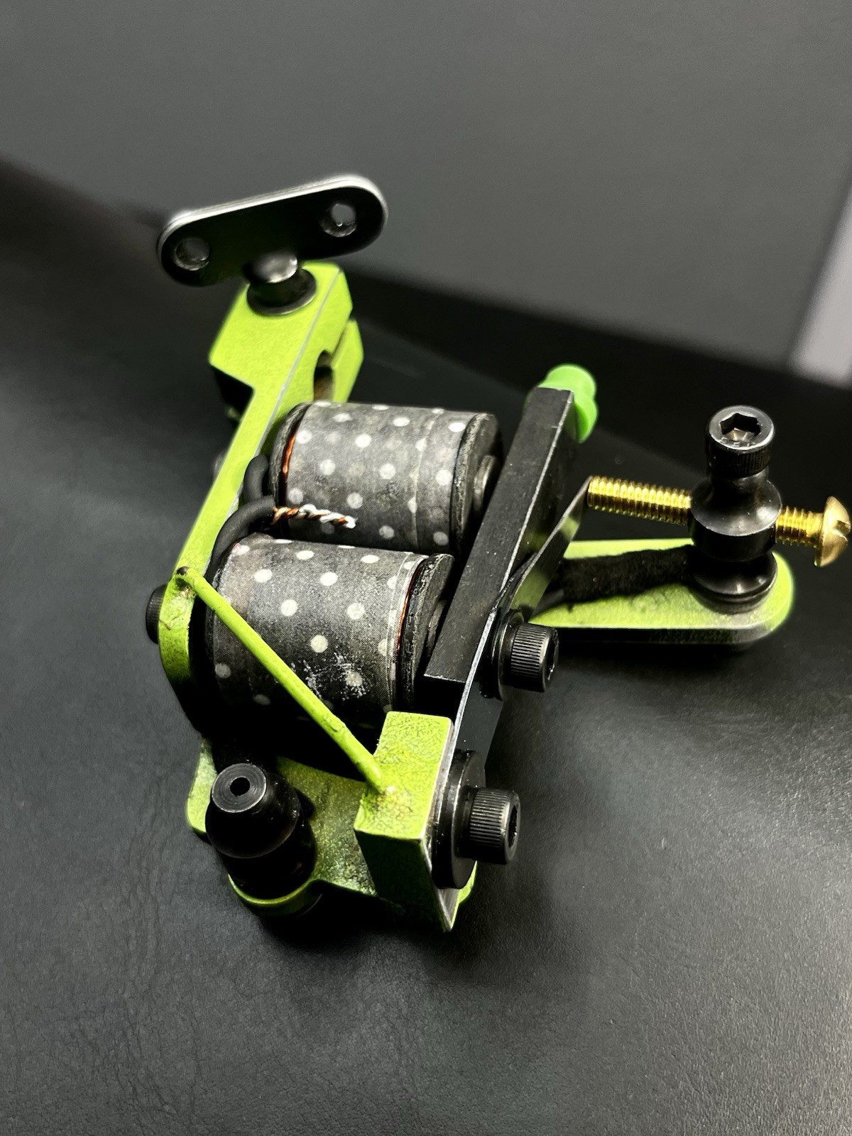 Handmade Coil Tattoo Machine MiddlegroundMFG