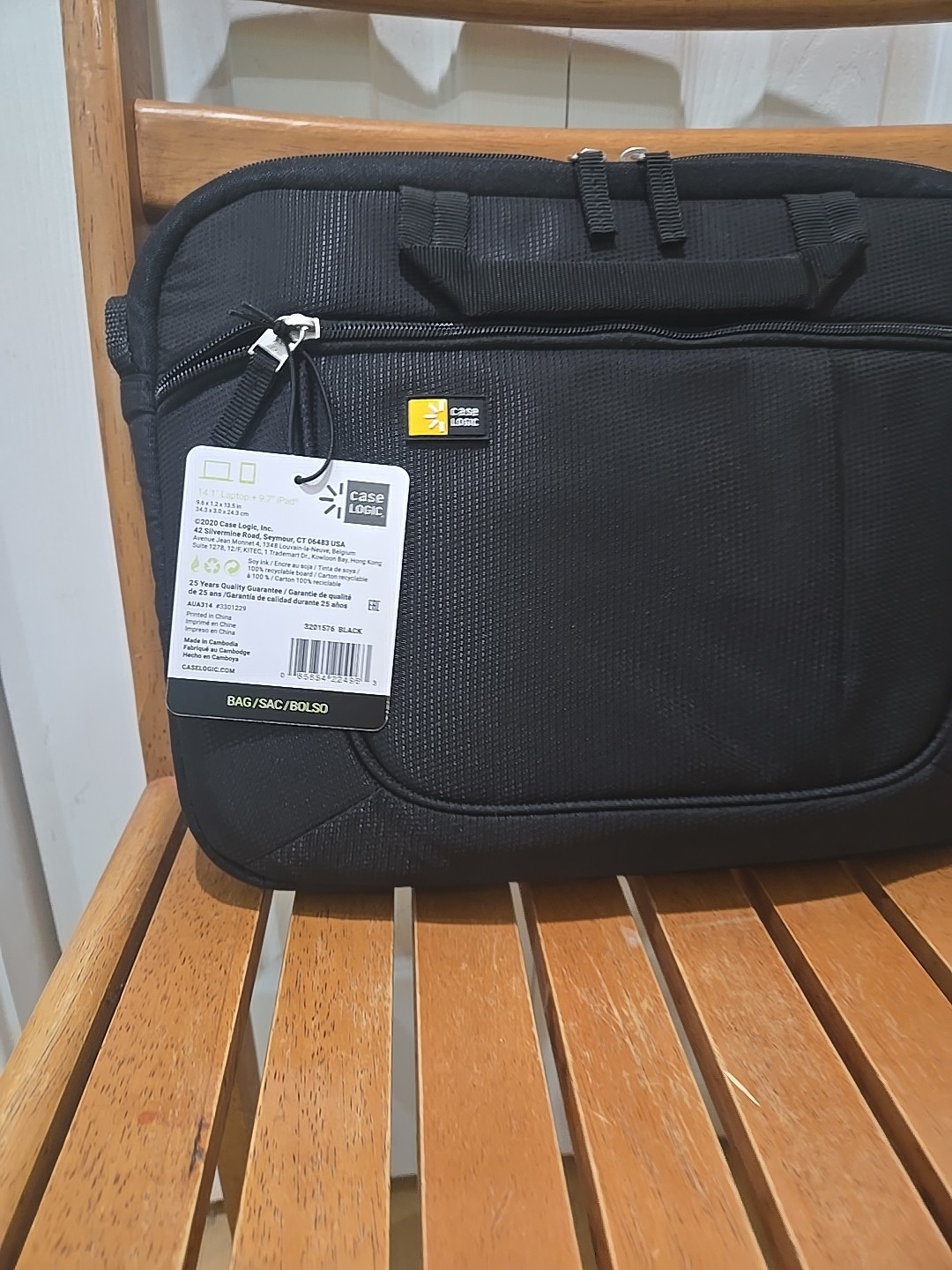 Brand New Case Logic Advantage 14.1" Laptop Attaché Bag in Black AUA314