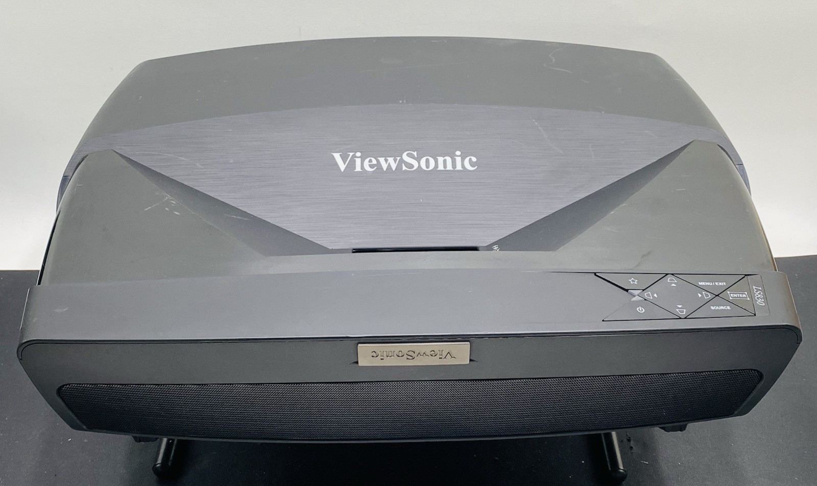 ViewSonic LS830 ultra-short throw Full HD 3D Laser Projector