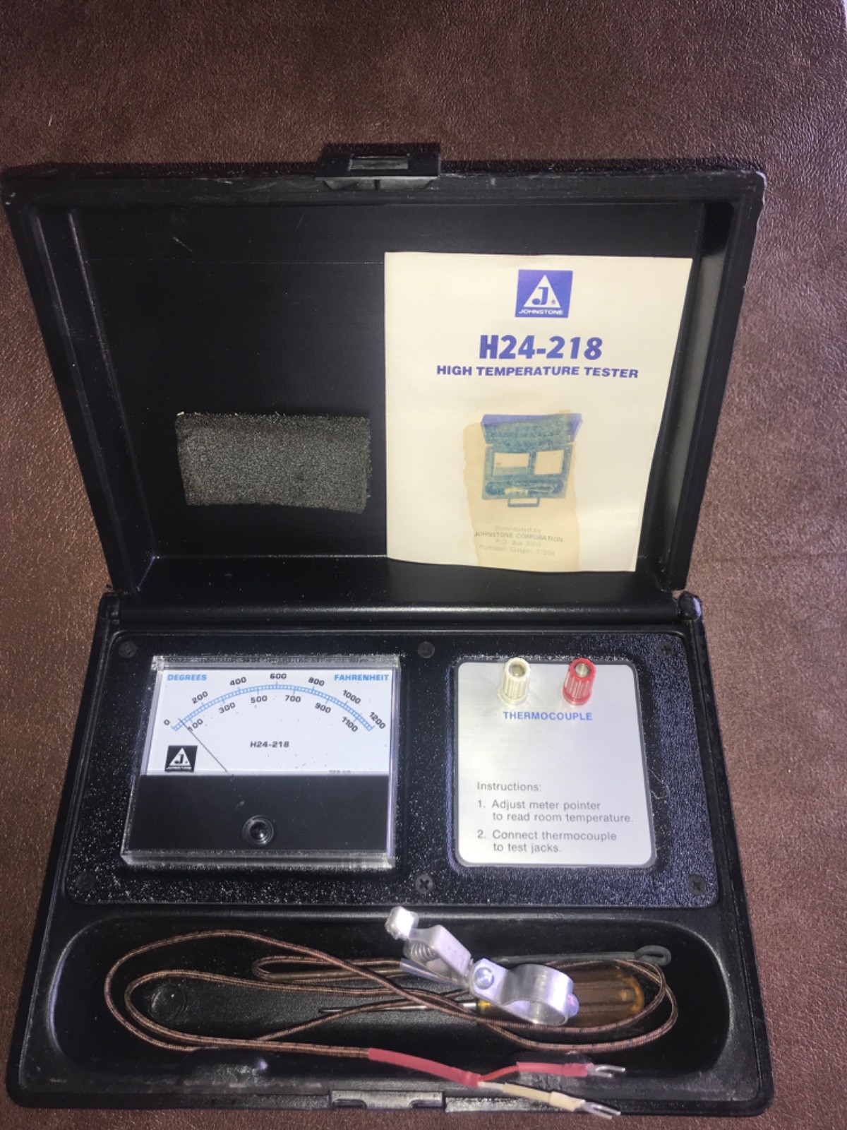 Johnstone 1200 F H24-218 Temperature Tester with Plastic Case/Tools/Instructions