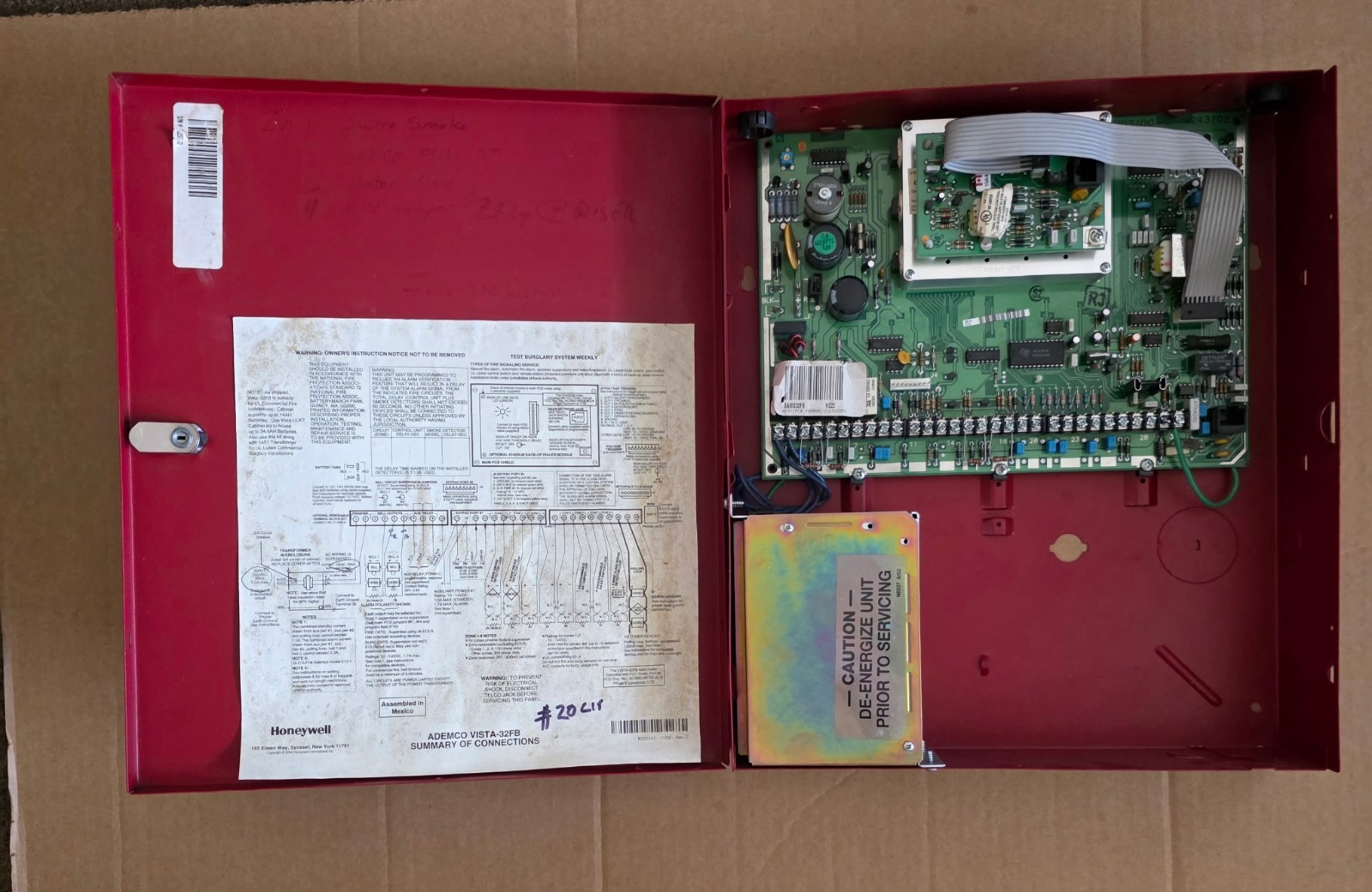 Honeywell Ademco Vista 32FB Alarm Panel (PARTS/READ)