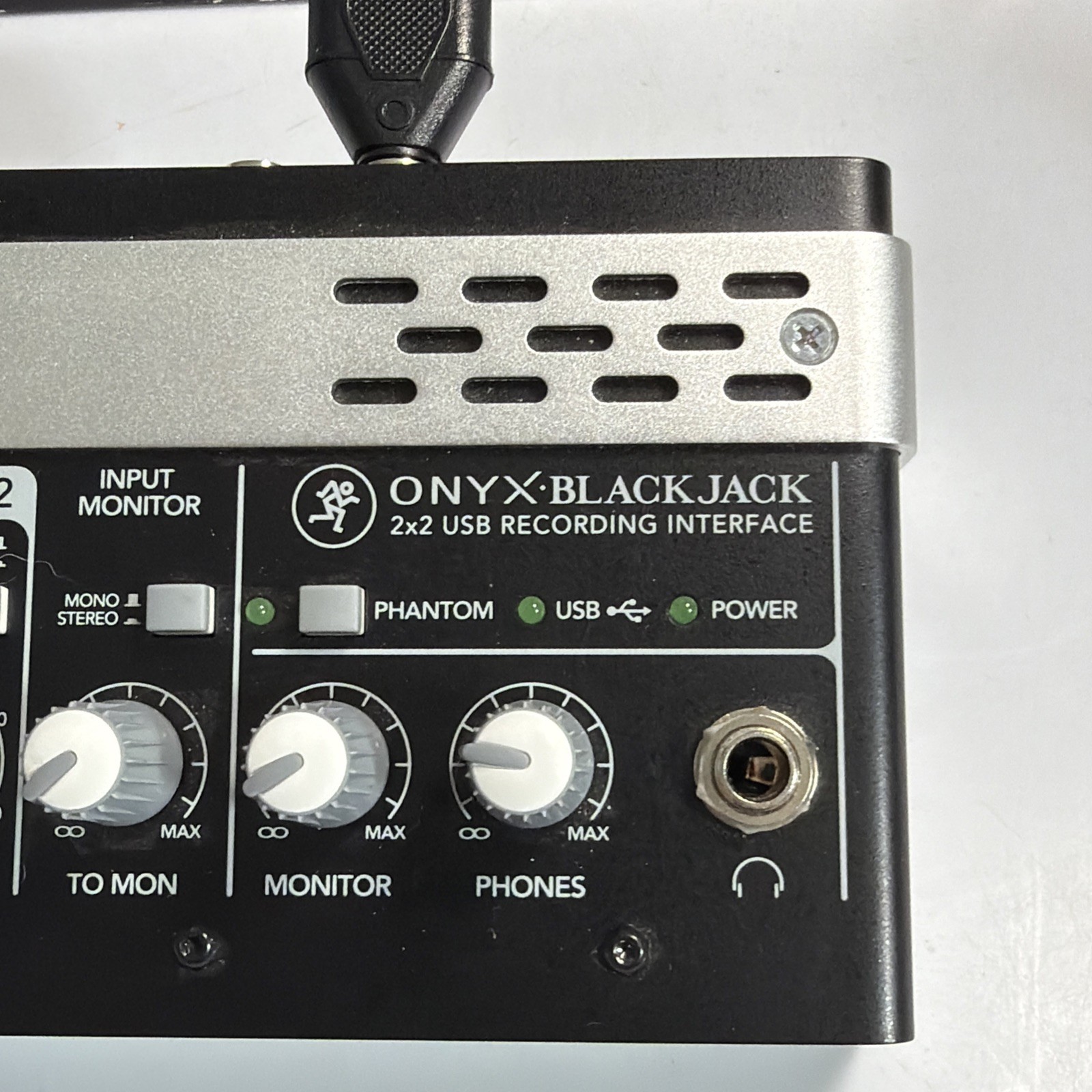 Mackie Onyx Blackjack 2x2 USB Audio Interface - Studio Quality Recording W/ Box