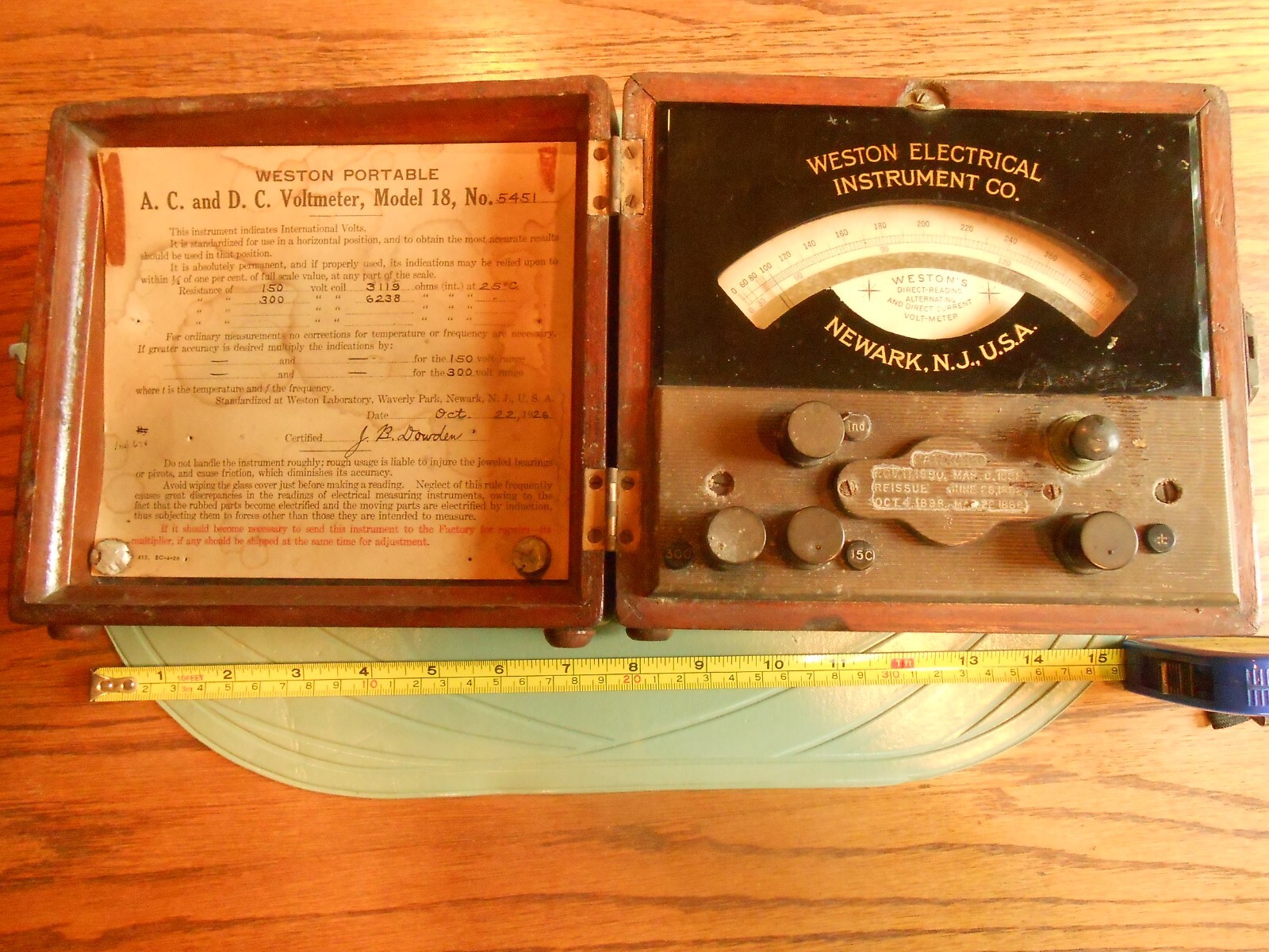 1926 Weston Portable AC and DC Voltmeter Model 18, No. 5451, EXCELLENT CONDITION
