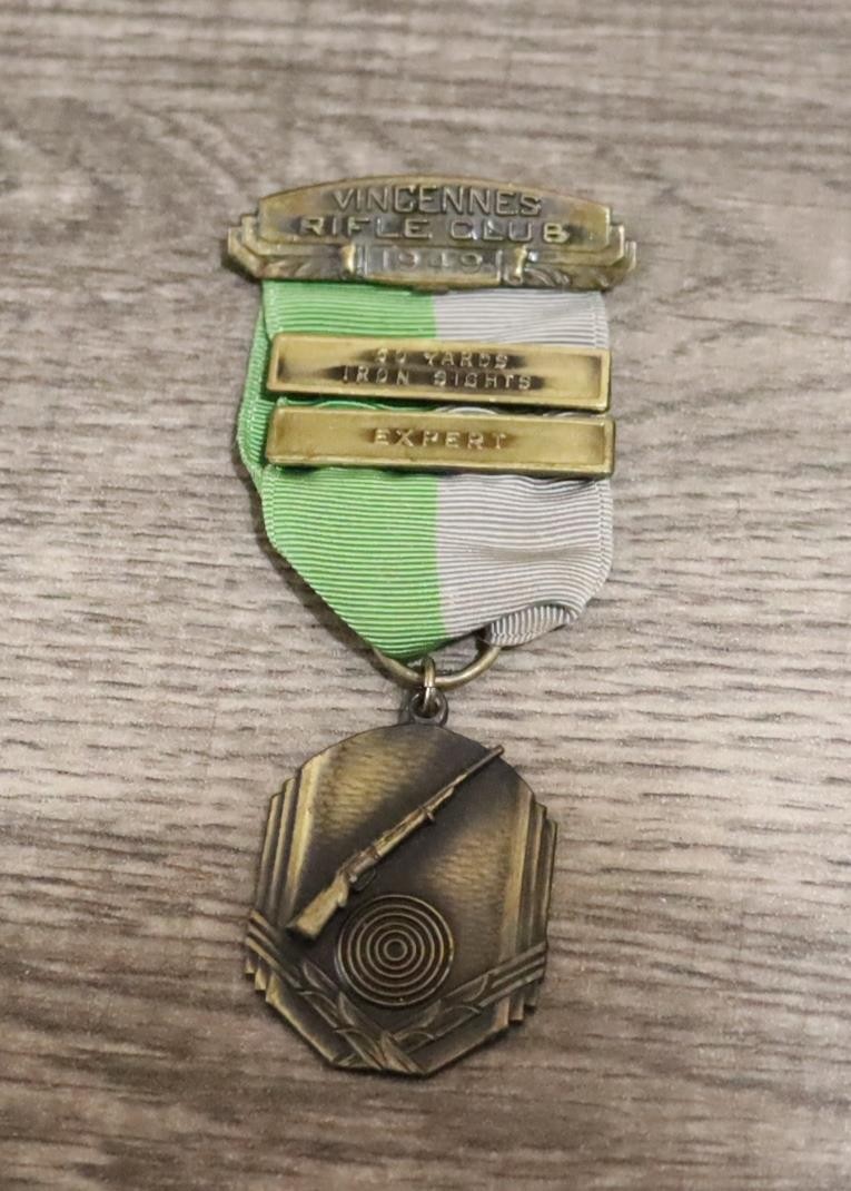 DATED 1949  VINGENNES RIFLE CLUB SHOOTING RIBBON MEDAL