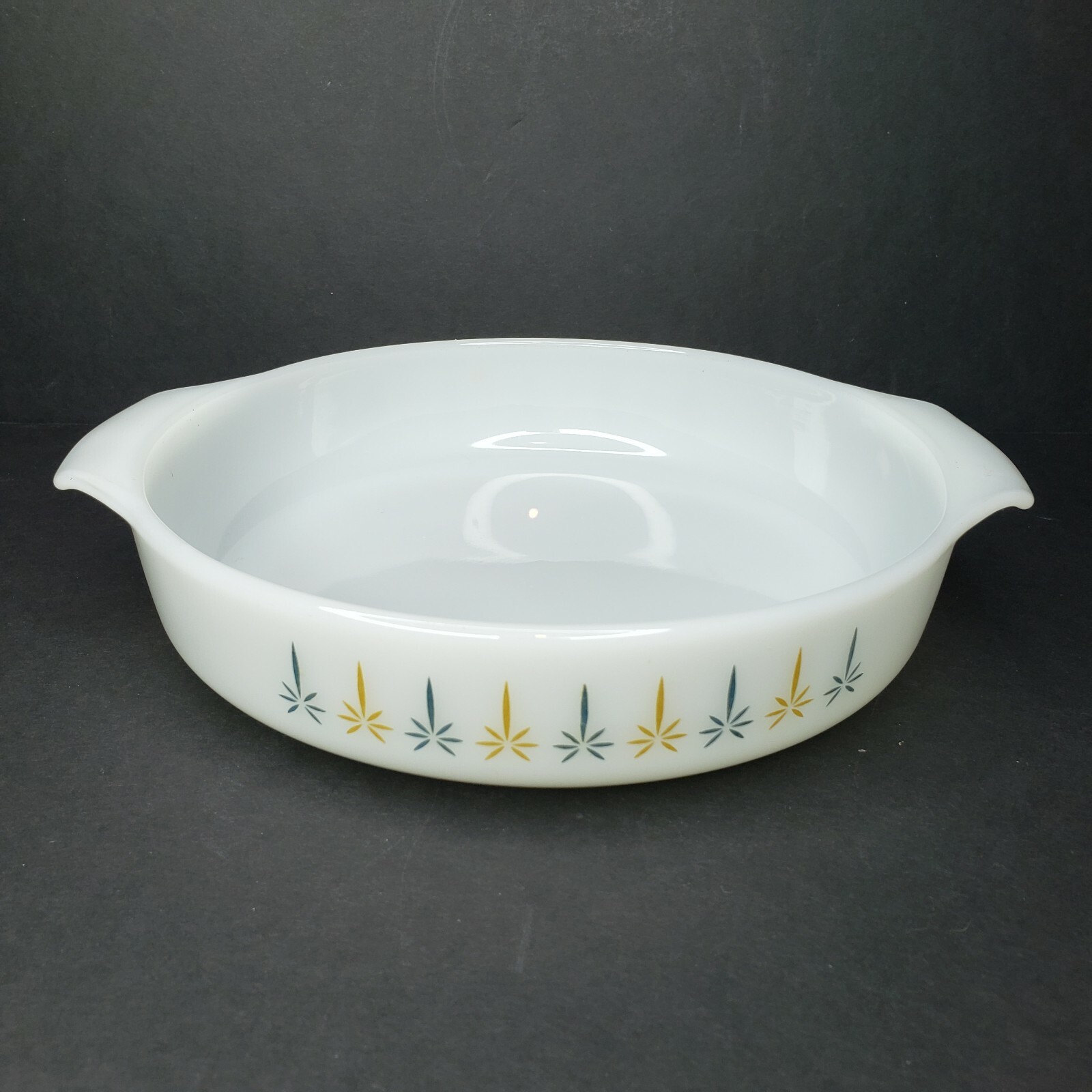 VTG FireKing Round White Casserole 429 / Baking Dish 9 in 60's Candle Glow