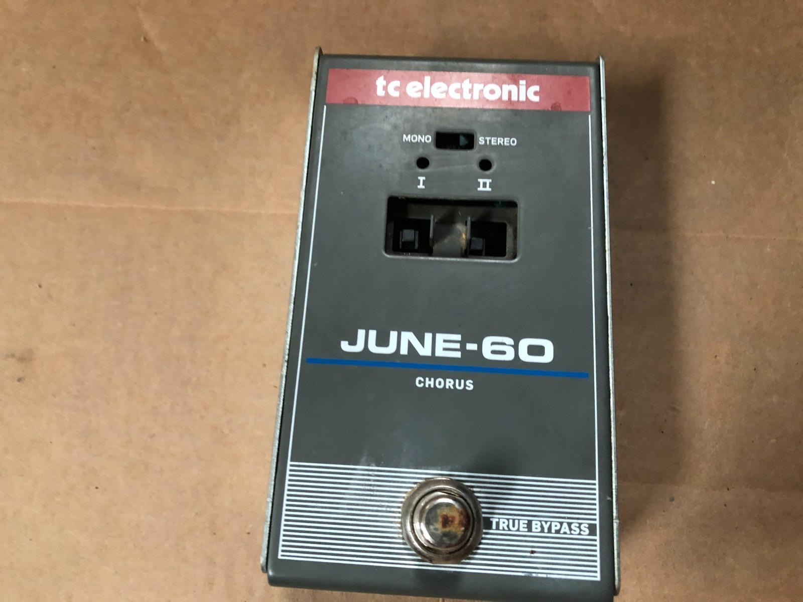 TC Electronics June 60 Chorus Effects Pedal Mono/Stereo Stomp Box JUNO-60