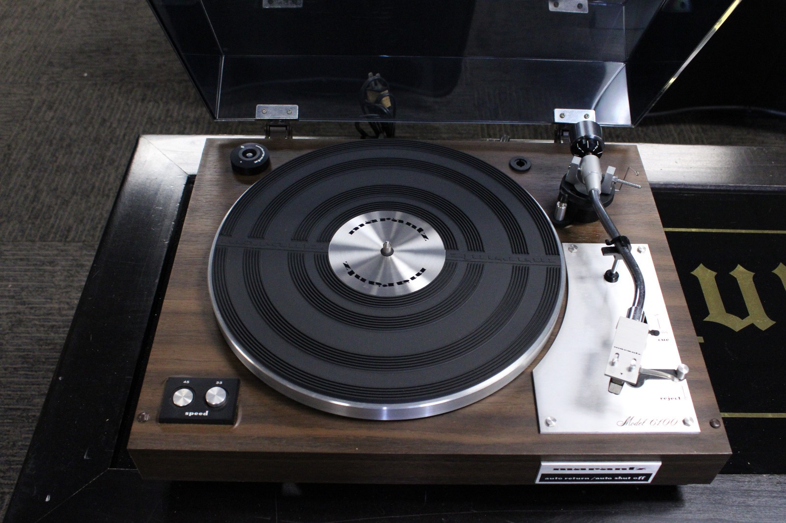 Vintage Marantz Model 6100 Belt-Drive Turntable