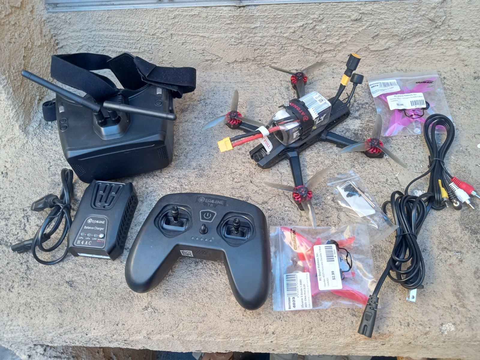 Auk RTF. Bundle Headset Extra Battery Only Been From Twice Or Best Offer