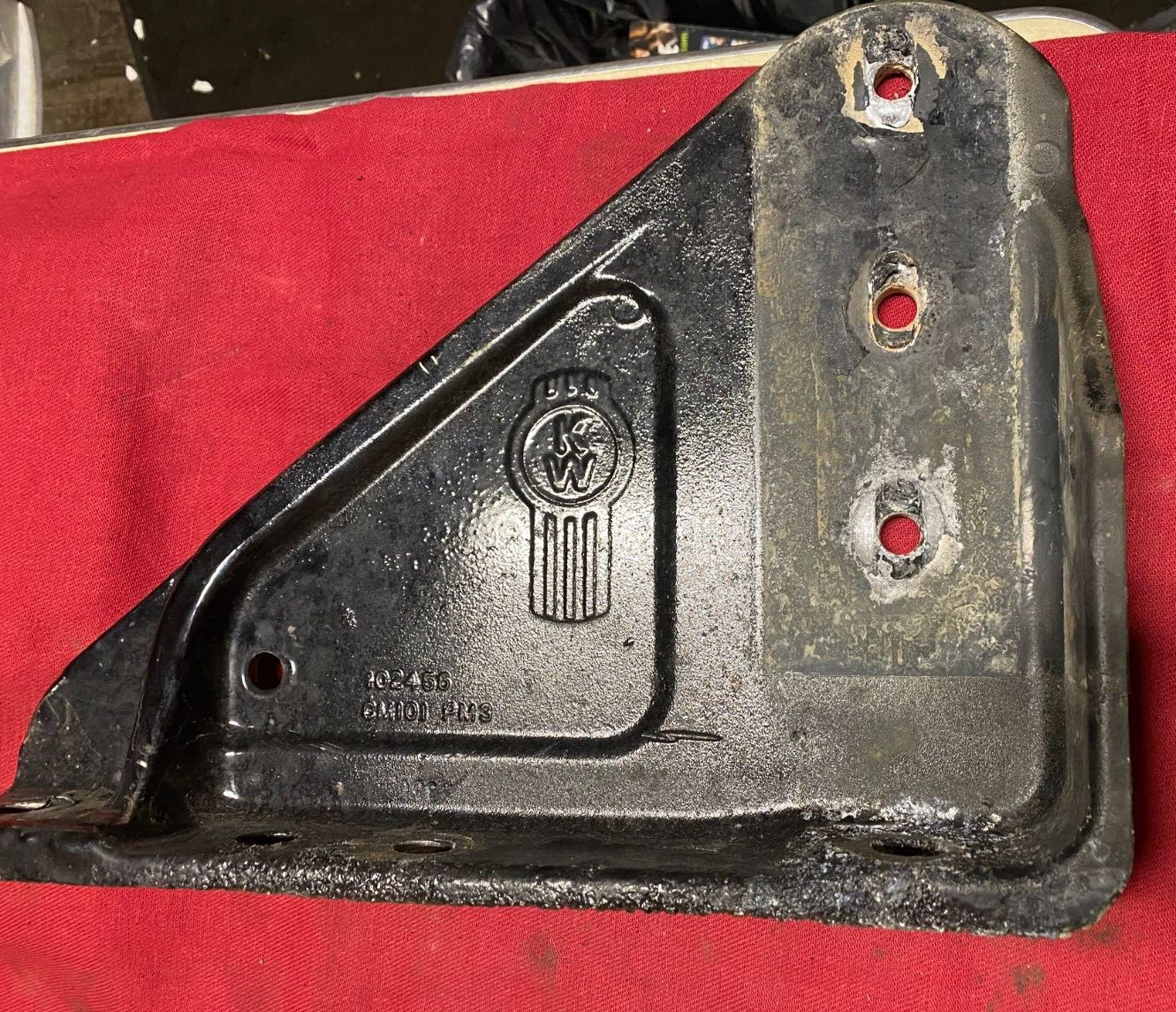KENWORTH CROSSMEMBER GUSSET,  BRACKET K140-2437,