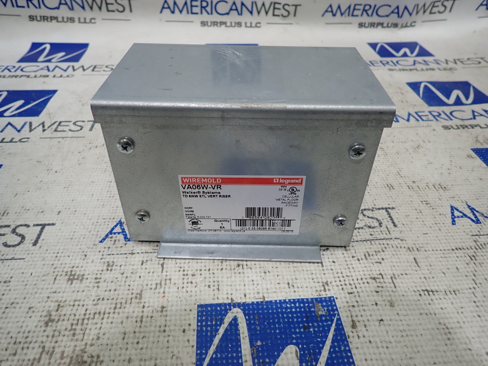 Wiremold VA06W-VR Metal Floor raceway fitting TD 6INW STL Vert Riser