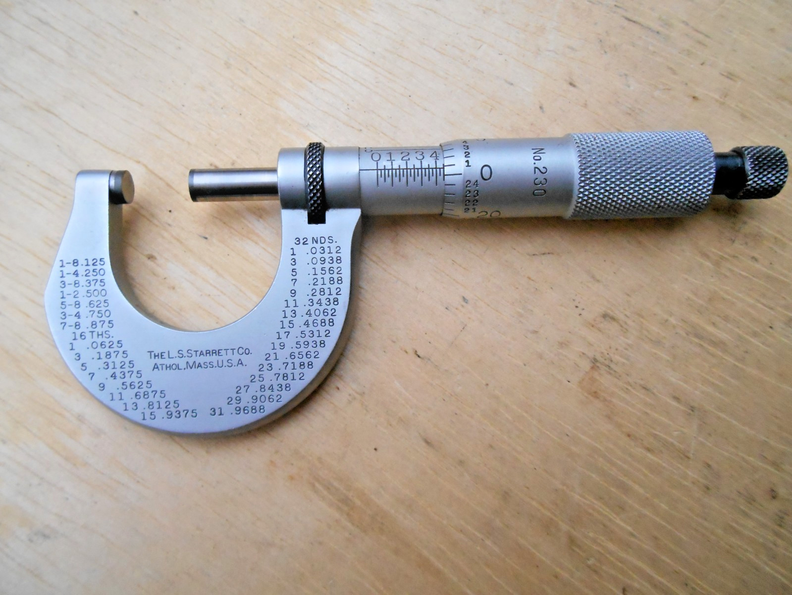STARRETT 230 MICROMETER , 0-1" , .0001"