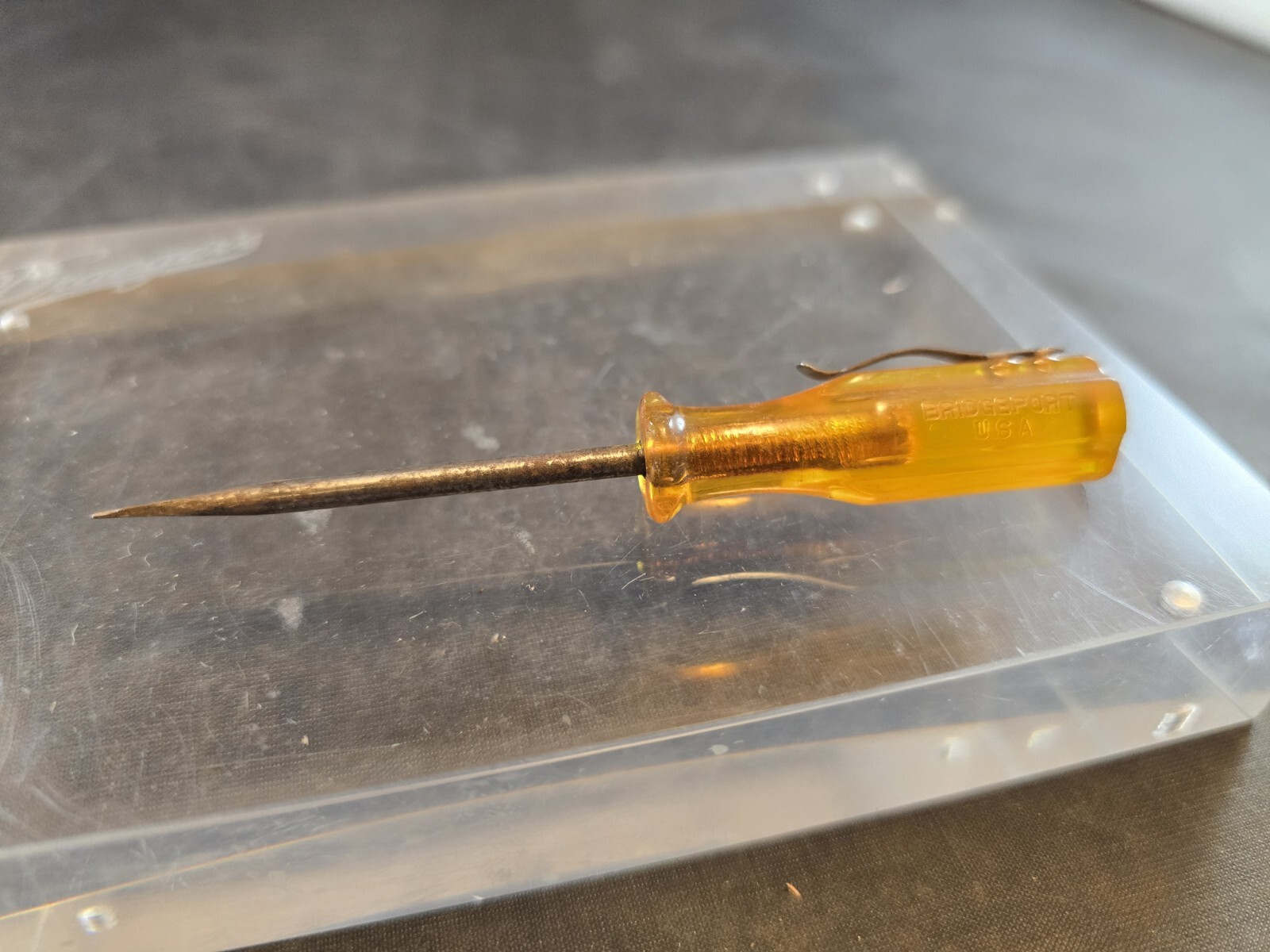 ANTIQUE VINTAGE BRIDGEPORT POCKET SCREWDRIVER 4” Orange Plastic Handle USA