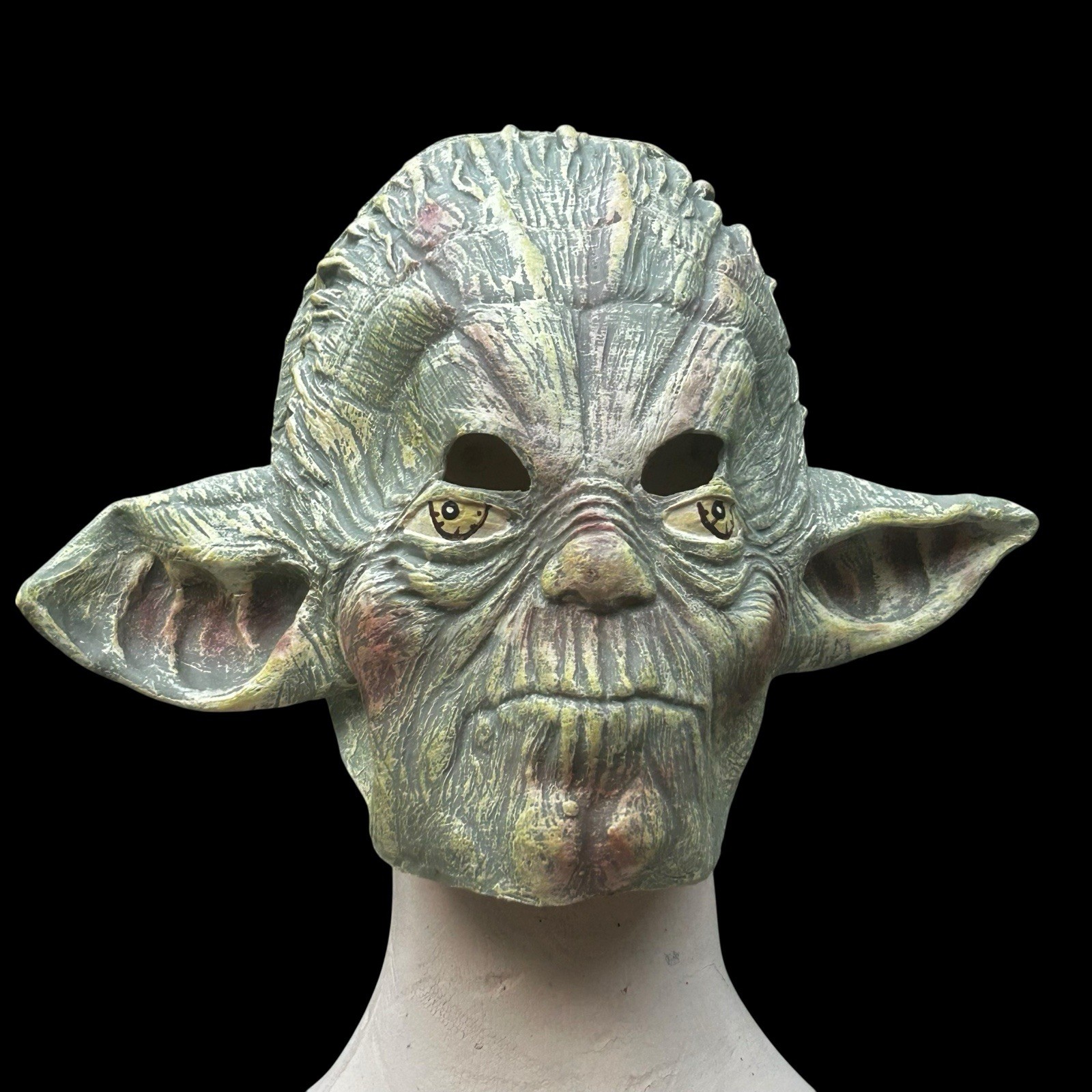 Rubie's Costumes: Yoda 3/4 Vinyl Used Star Wars LFL Child's Halloween Mask