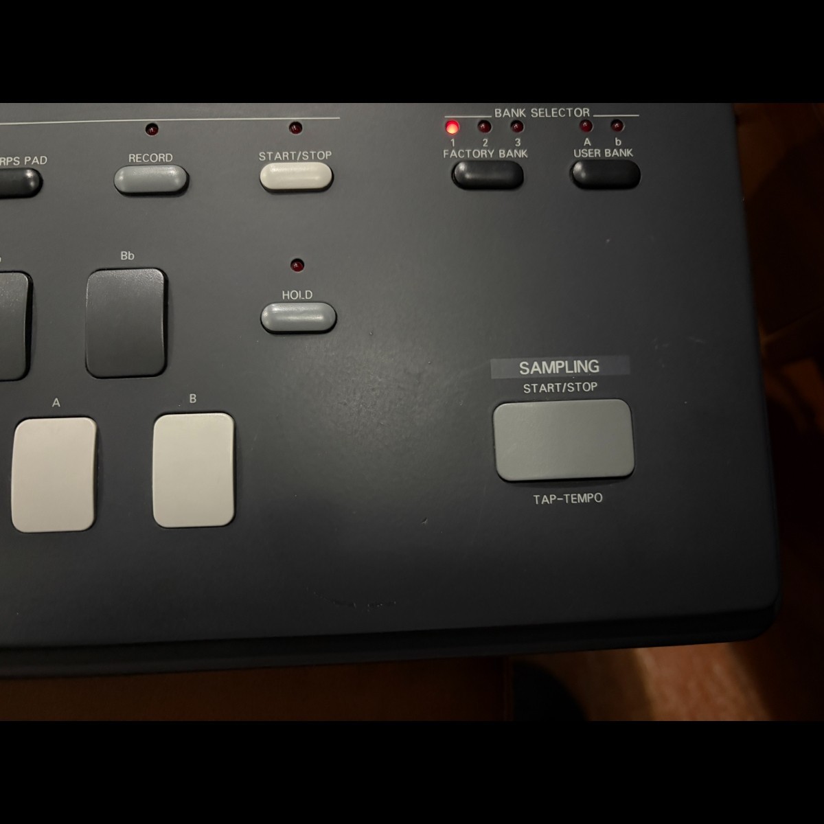 Roland JS-30 Sampling Workstation 8 Bit Sampler