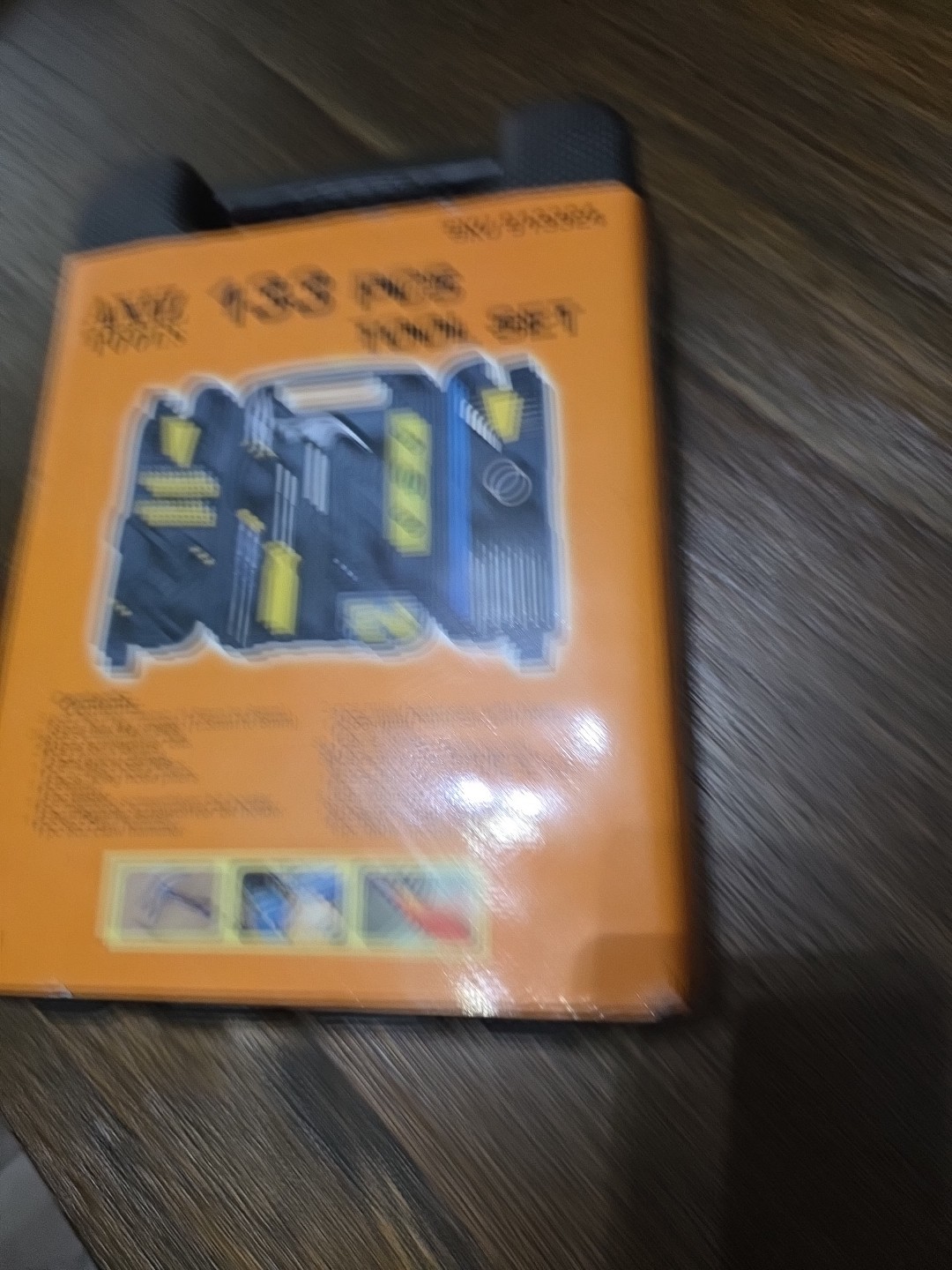 Axiz Tools 133 Piece Set - NEW