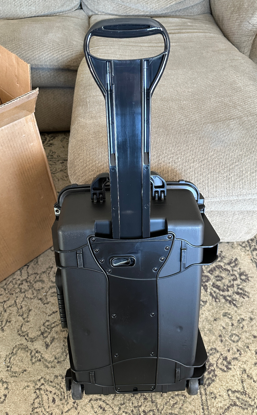 Quick Fire QF920RBKL Rolling Pistol Case Watertight w/ Locks: LARGE CAPACITY