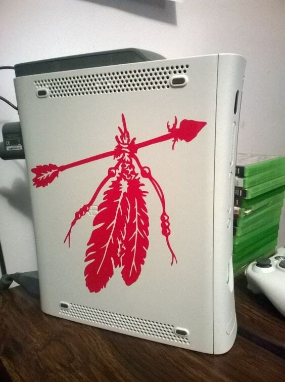 Feathers With Arrow Vinyl Decal